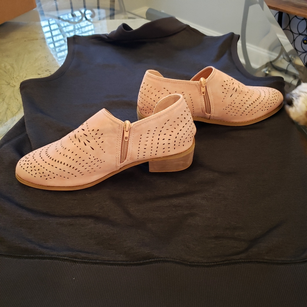 Pink Booties - Picture 6 of 8